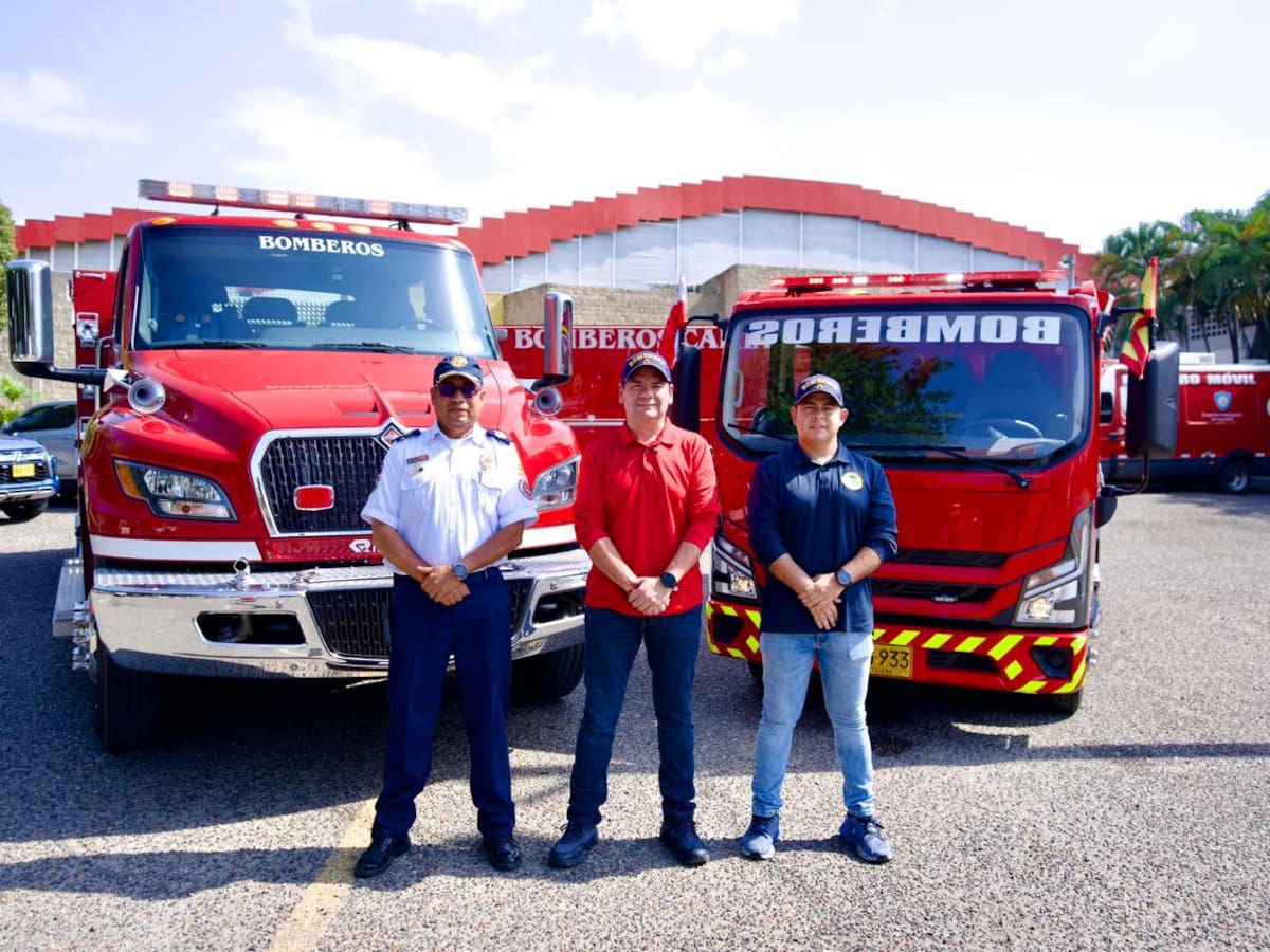 Dos nuevas máquinas de Bomberos llegan a Cartagena