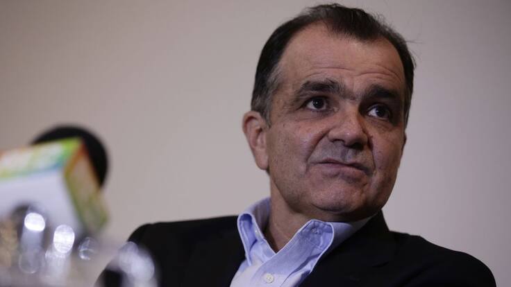 Vuelve y juega: Óscar Iván Zuluaga candidato, pero ahora el momento del uribismo no es bueno