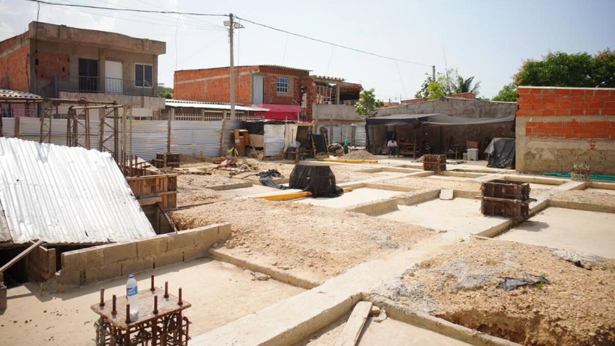 Esta semana se reactivarán obras en vía Policarpa y hospital de Nelson Mandela: Alcaldía