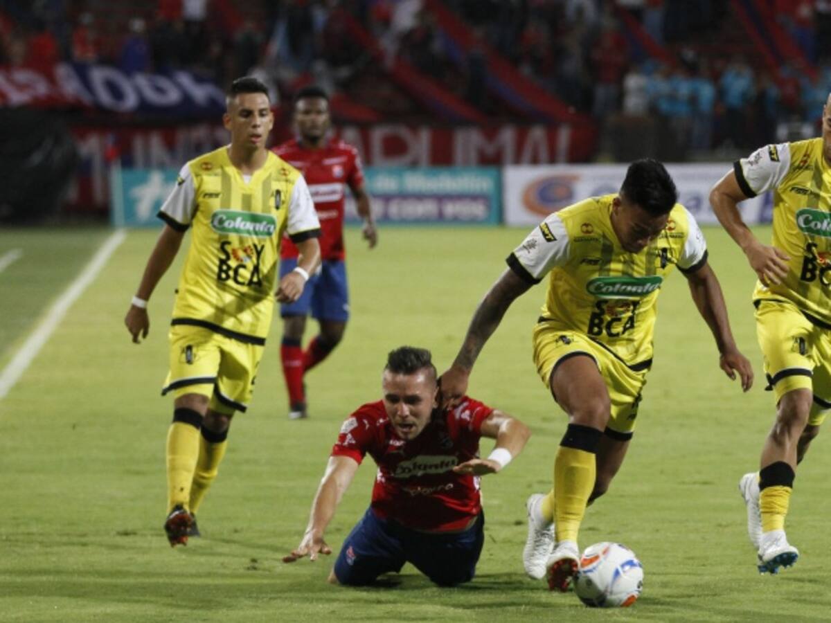 Medellín sufrió ante Bucaramanga pero se clasificó a 'semis' de Liga Águila