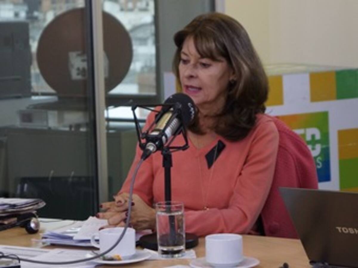 Marta Lucía Ramírez lamenta que candidatos no pongan la cara