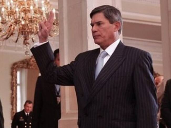 Abren investigación contra el general (r) Fredy Padilla de León