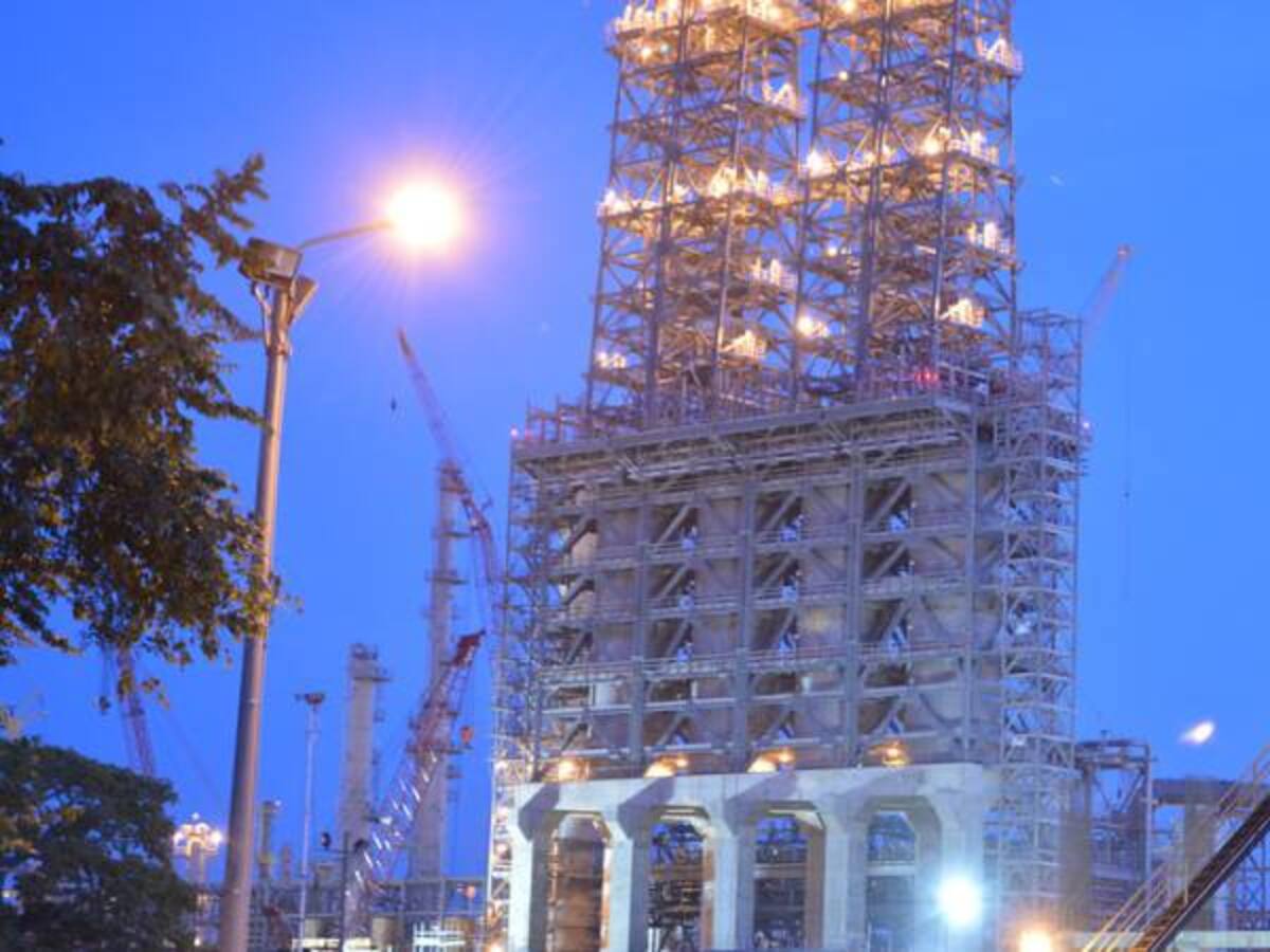 Operativo de la Fiscalía en sede administrativa de Reficar