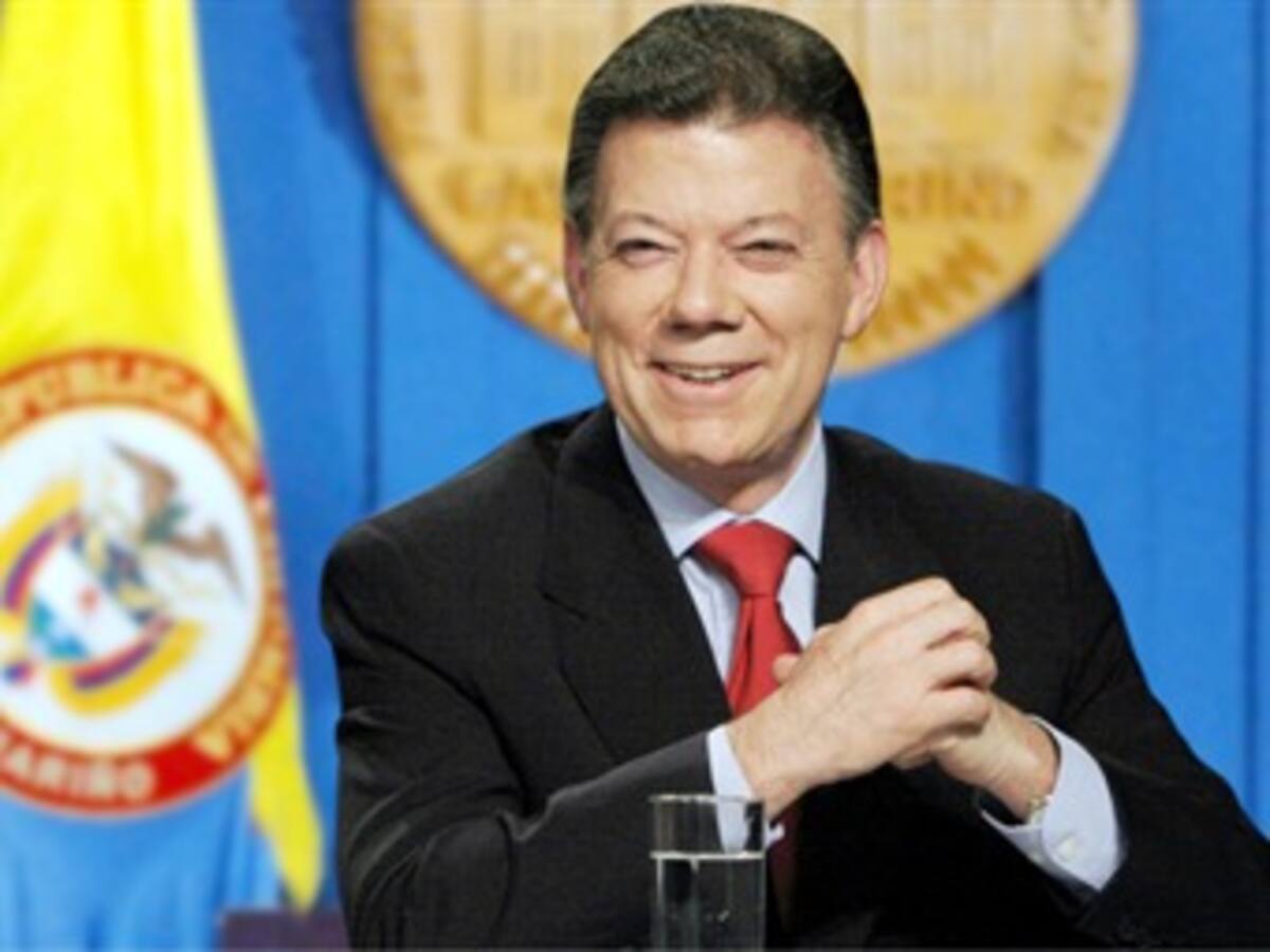 Presidente Santos prometió seguir a los deportistas colombianos en Londres