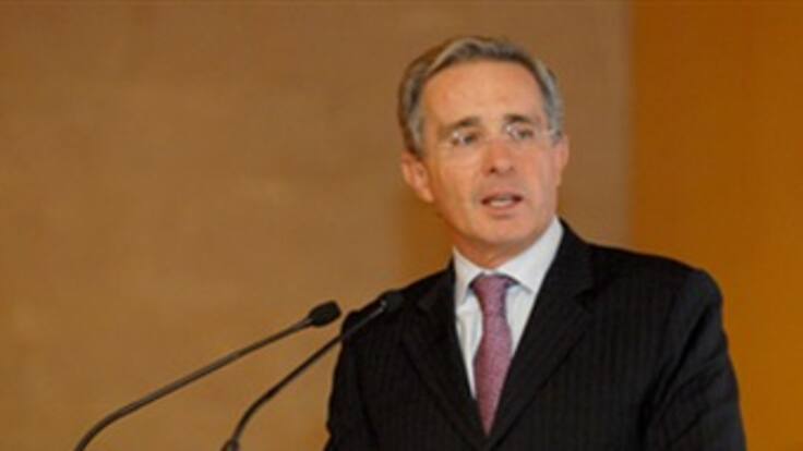 Uribe asegura que esta dispuesto a dialogar con Venezuela