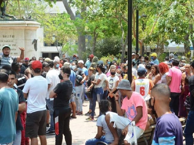 Vendedores informales protestaron frente a la Alcaldía de Santa Marta