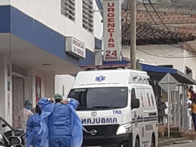 Emergencia en Dagua, por intoxicación de estudiantes, profesores y médicos