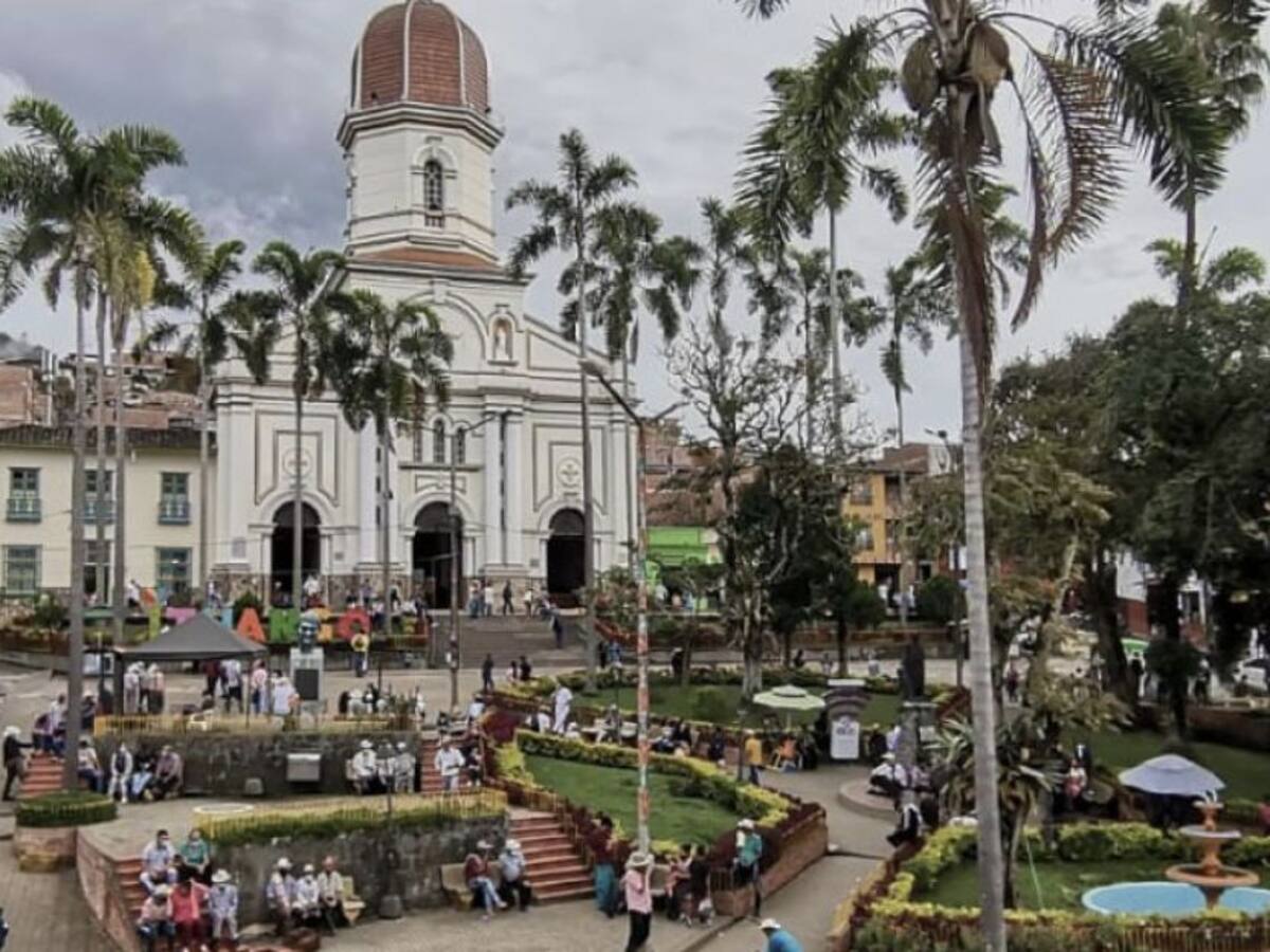 24 municipios de Antioquia votarán la curul de paz