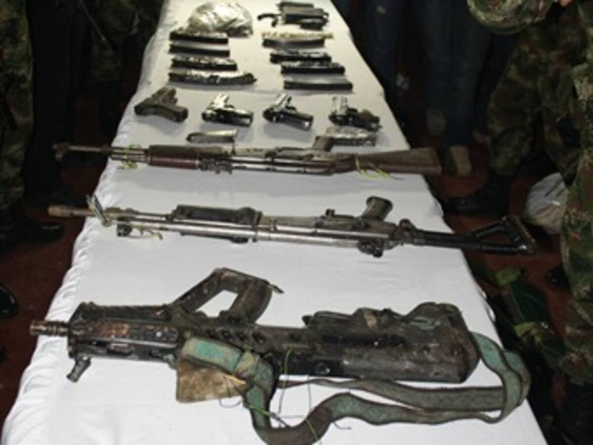 Encuentran poderoso fusil israelí en manos de las Farc