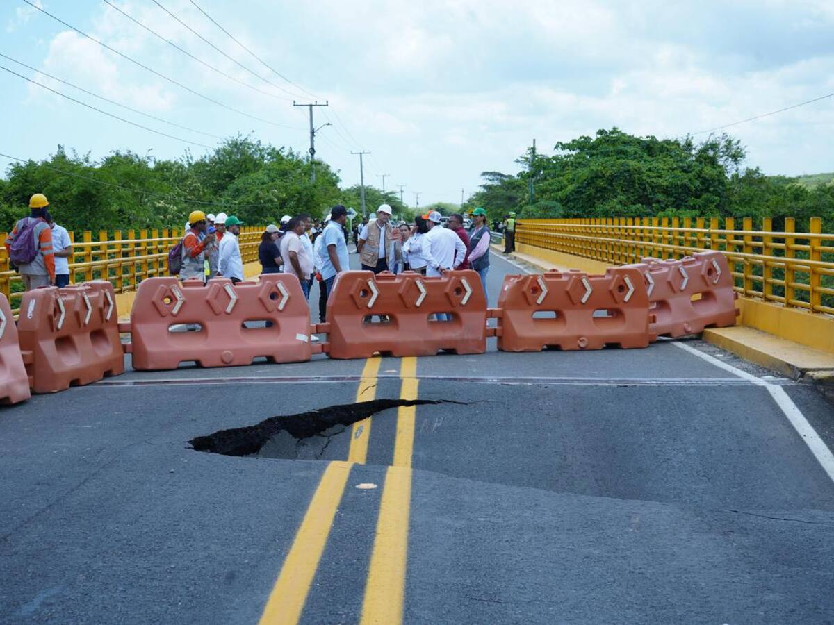 Inicia reparación del acceso al puente Juan de Acosta en la vía al Mar: estos son los desvíos