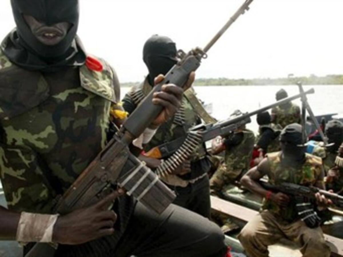Nigeria investiga matanza de más de 200 personas por combates entre ejército y rebeldes