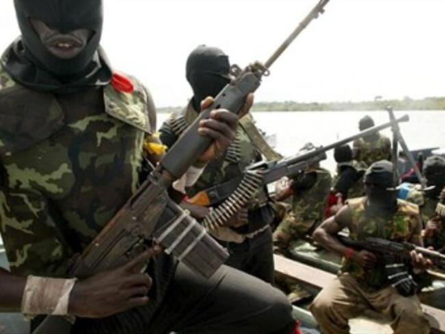 Nigeria investiga matanza de más de 200 personas por combates entre ejército y rebeldes