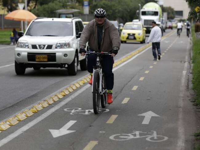 Antes de terminar el año Bogotá tendrá 26 nuevos bicicarriles