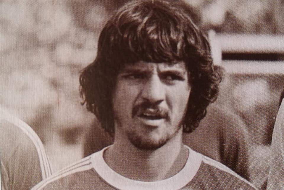 Alonso 'Pocillo' López durante su época como jugador de Millonarios / Twitter: @MillosFCOficial.