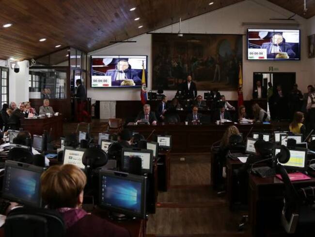 &quot;Rifi Rafe&quot; en el Concejo por petición de la renuncia del contralor de Bogotá