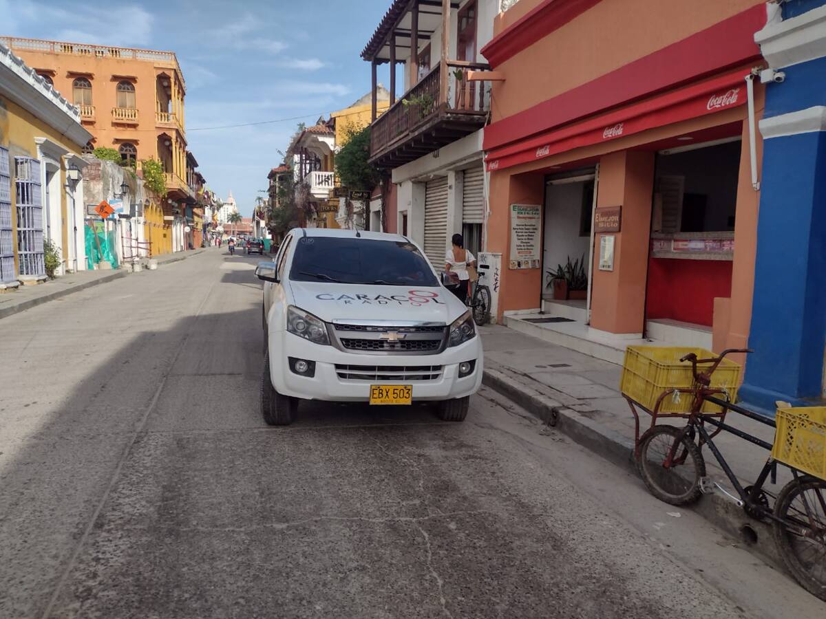 Comerciantes de Calle Larga, desesperados por retrasos en obras de alcantarillado