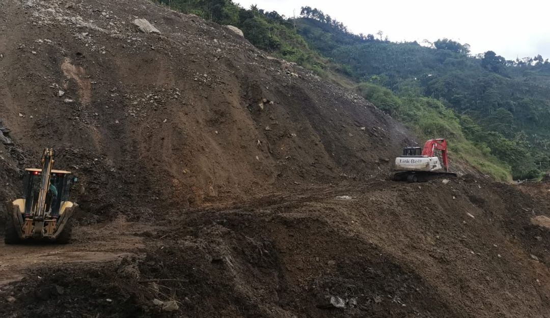 Deslizamiento en la vía Manzanares - Manizales