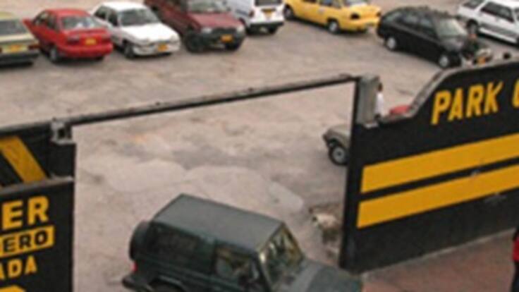 Parqueaderos de Bogotá anuncian tarifa mínima de 8 mil pesos