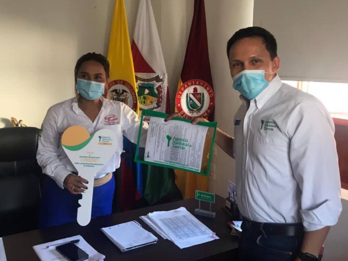 Formalizan predios de escuelas en Rioblanco, Tolima