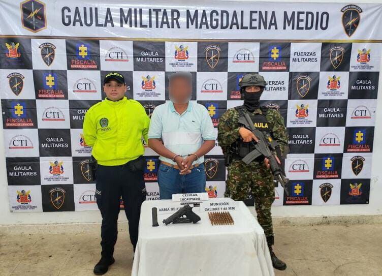 Ejército capturó a alias ‘Mayimbú’, presunto jefe de las Autodefensas Conquistadoras de la Sierra. Foto: Ejército Nacional
