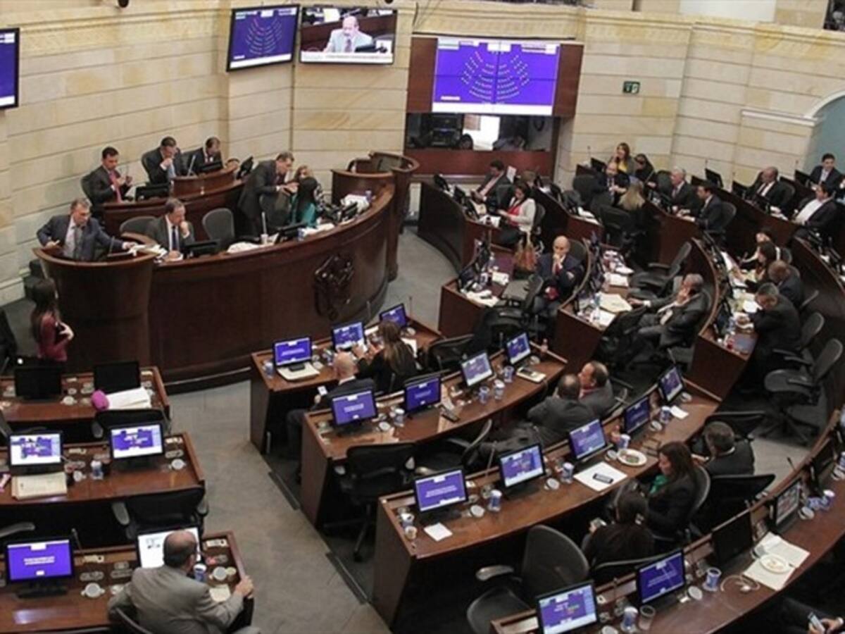 Congreso aprueba proyecto de sometimiento de 'bacrim'