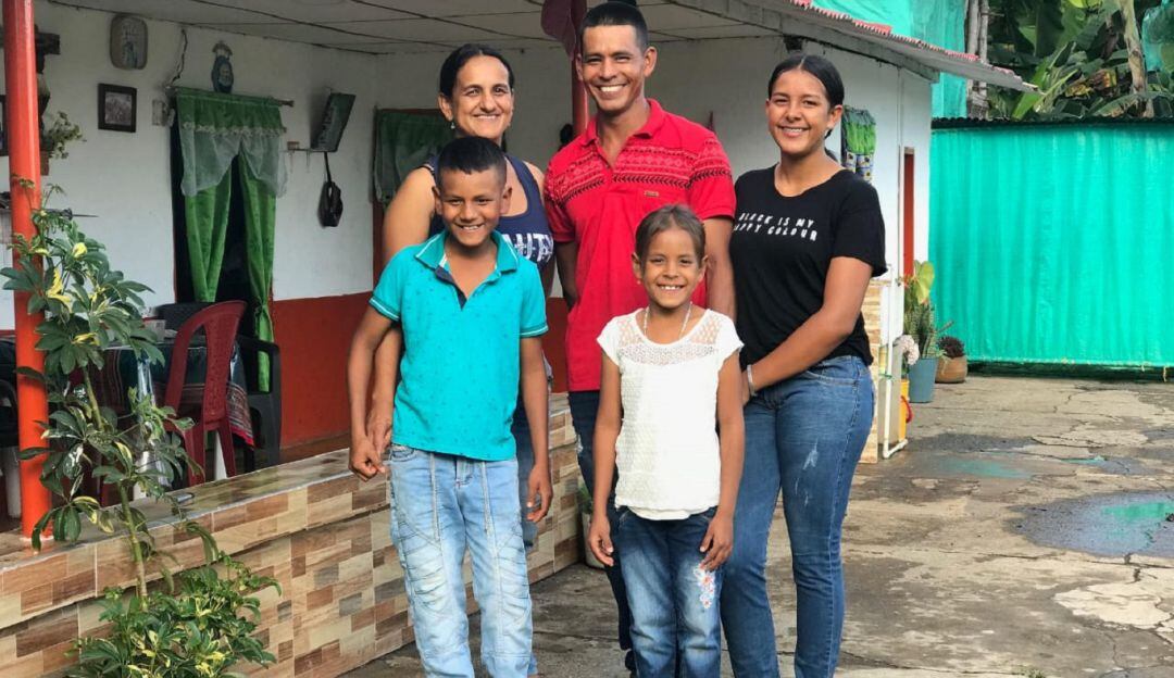 Norbeiro de Jesús León Trejos y su familia