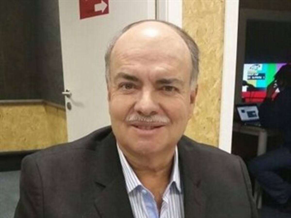 La emoción del primer gol de James Rodríguez comentado por Iván Mejía