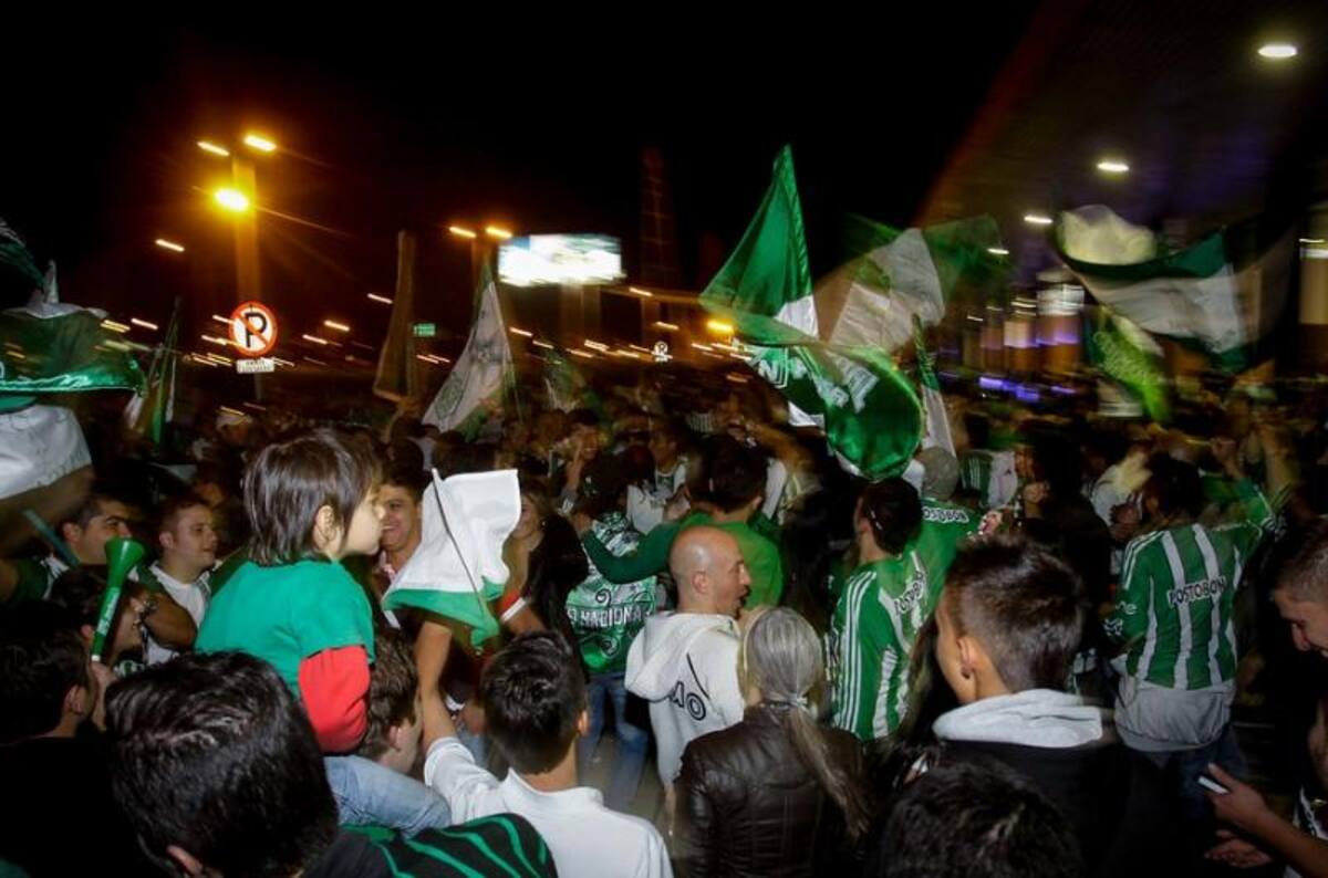 Hinchas de Nacional en Bogotá