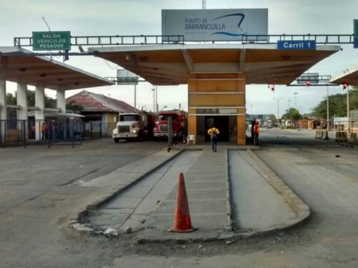 Este jueves llegará la draga a zona portuaria de Barranquilla