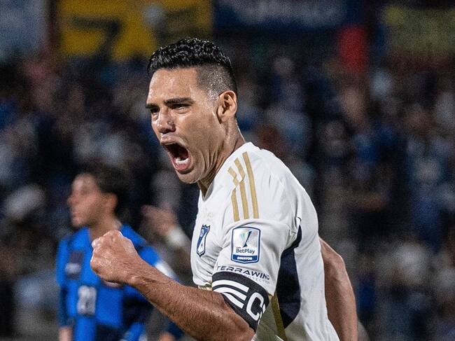 Falcao celebra segundo gol con Millonarios y el número 347 de su carrera deportiva / Twitter: MillosFCOficial.