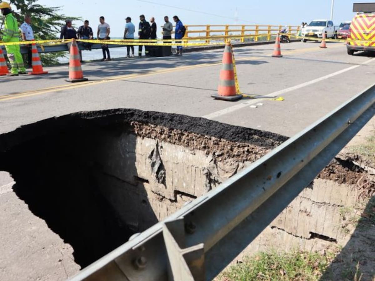 Cierre total en la vía Barrancabermeja – Yondó por daños en la estructura de un puente