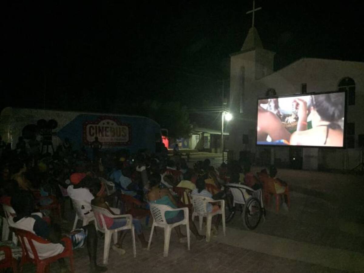 El cine continua llegando a los municipios de Bolívar con la alianza de Icultur y el FICCI