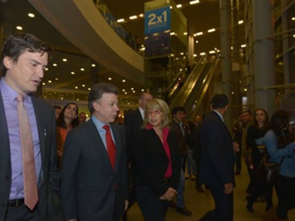 Este es el aeropuerto que merece Bogotá y Colombia: Santos