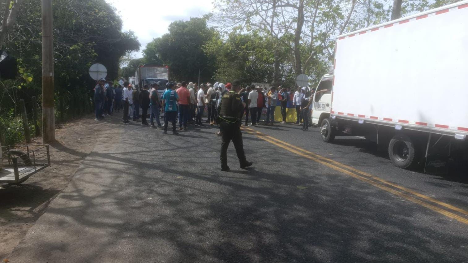 Bloqueo de arroceros al puente del San Jorge, en Córdoba.