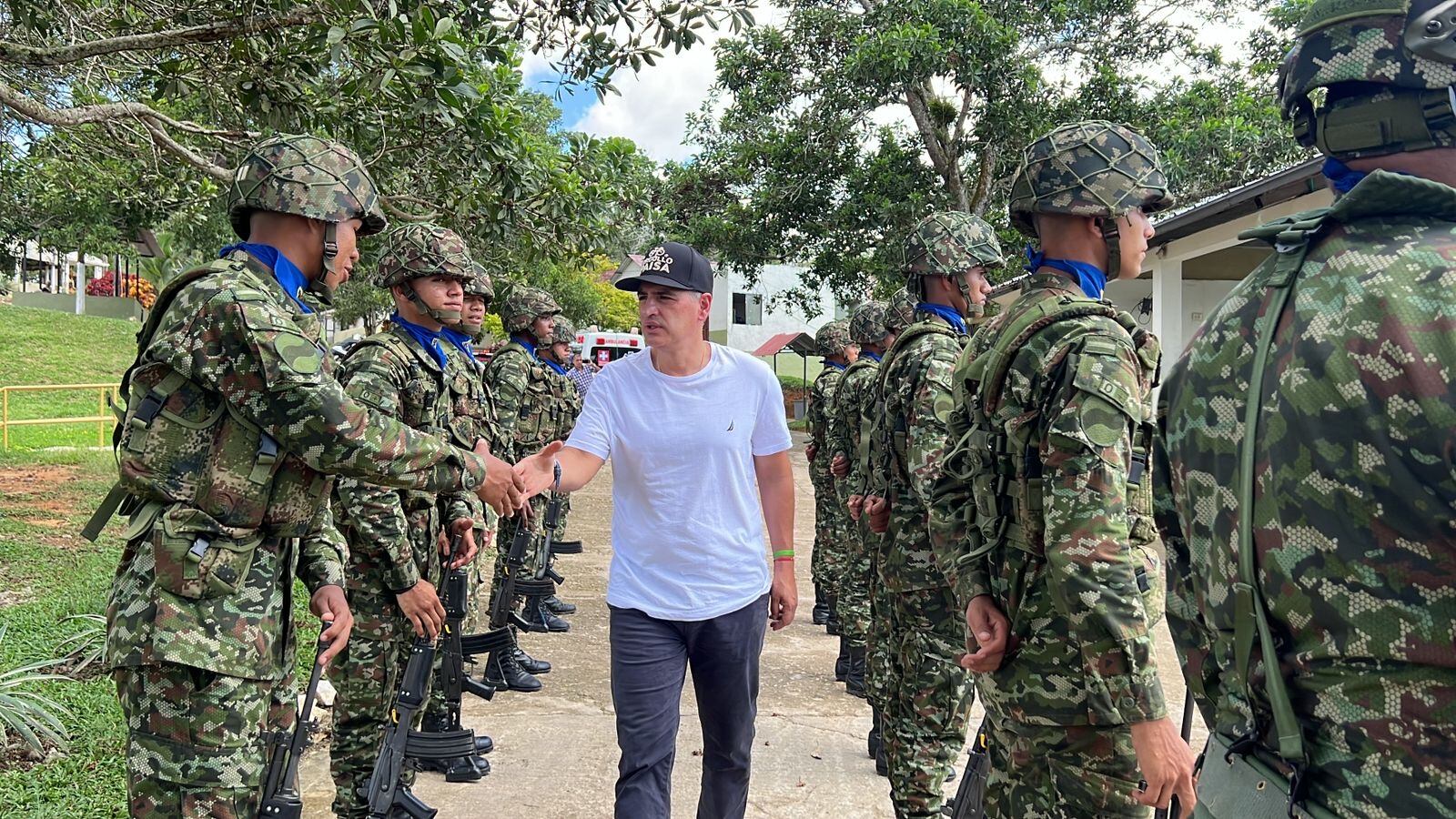 Gobernador de Antioquia en Remedios. Foto: cortesía Gobernación