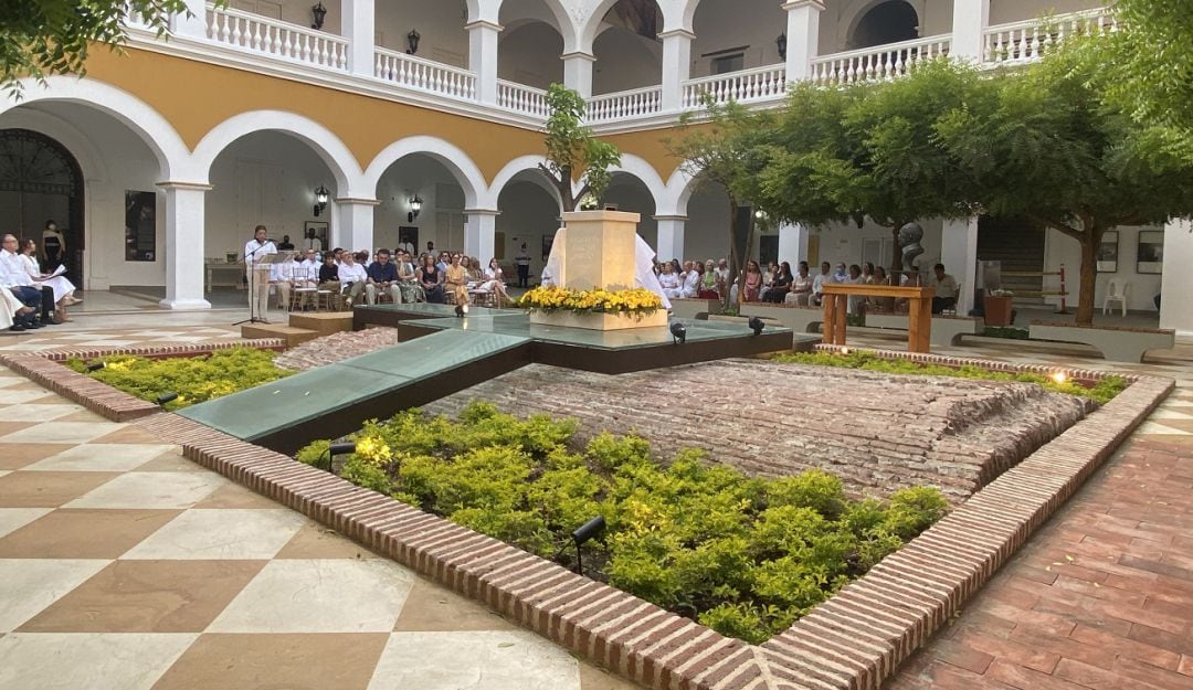 El nobel de literatura y su esposa Mercedes Barcha descansan en paz en un monumento que puede ser visitado por turistas en Cartagena
