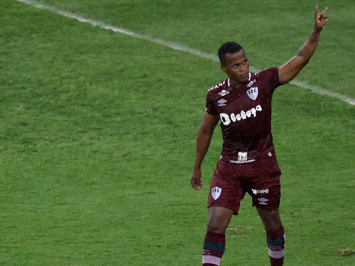 Jhon Arias volvió a salir figura con Fluminense: nuevo gol y asistencia