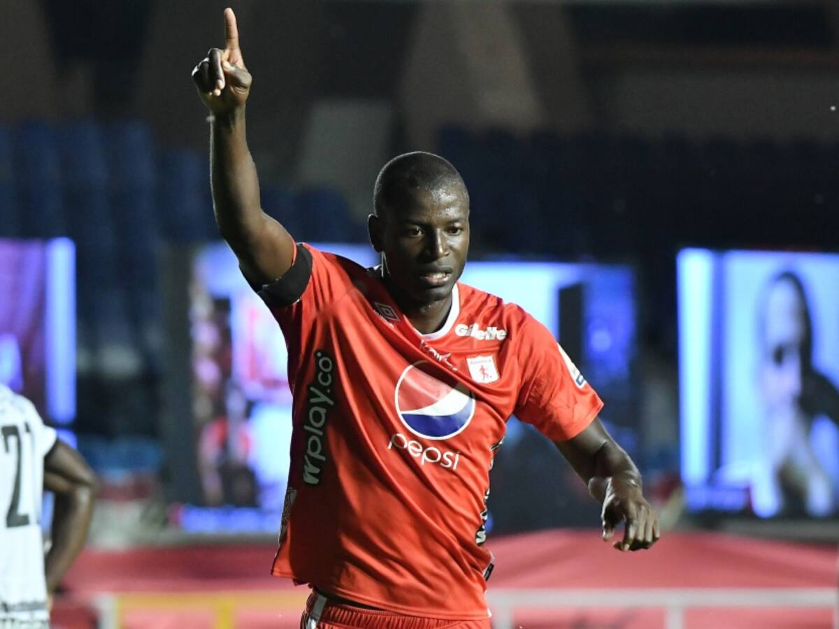 Adrián Ramos: "Nosotros creemos y respaldamos totalmente a Cruz Real"