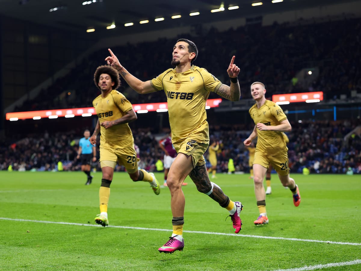Daniel Muñoz causó sorpresa por ausencia en partido de Crystal Palace: esta fue la razón