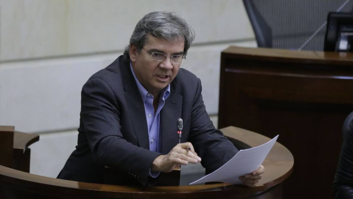 A las carreras y sin análisis se votó la Ley de Financiamiento