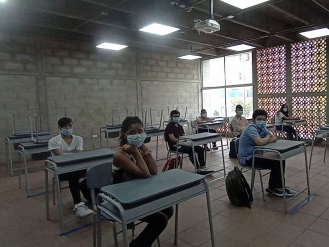 Profesores comenzarán a reponer clases el 31 de julio