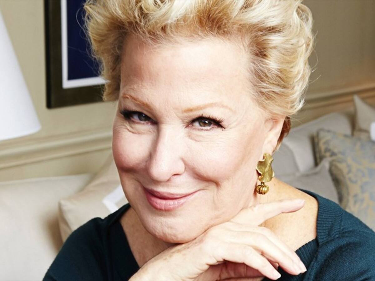 Bette Midler "resucita" a Winifred Sanderson 23 años después para Halloween