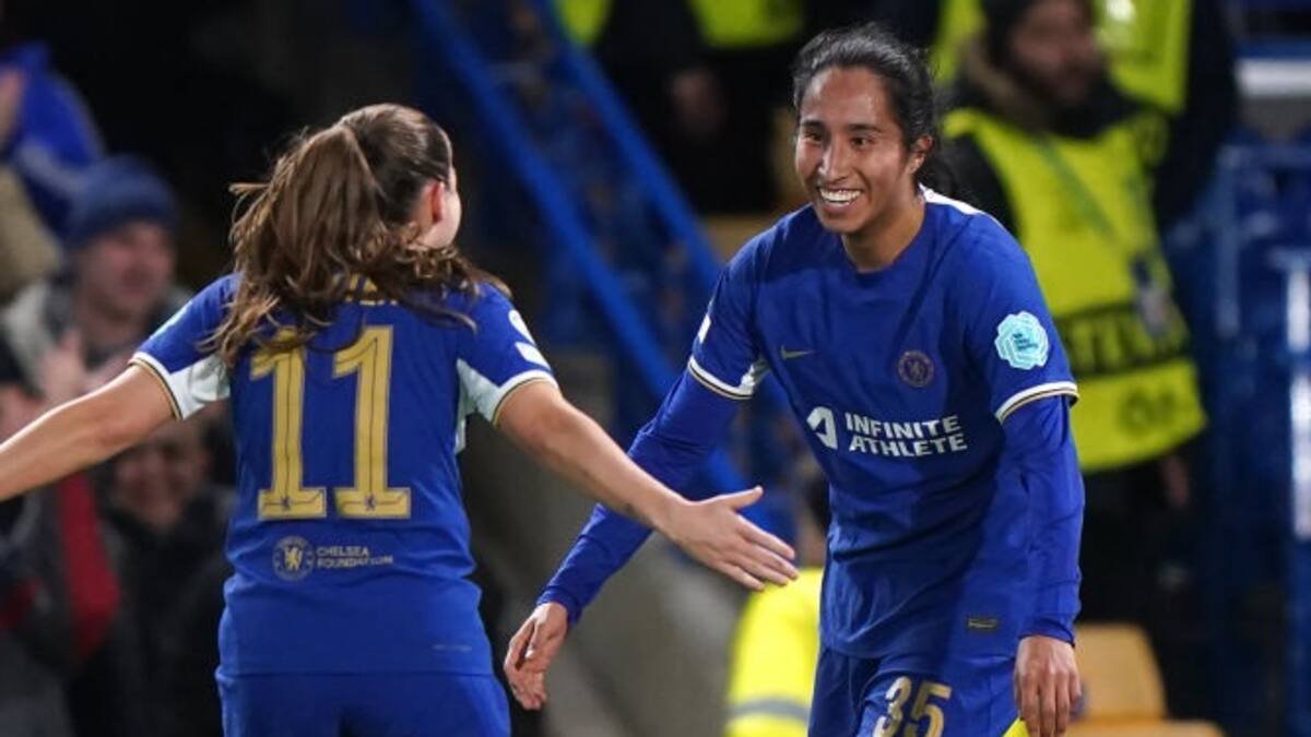 Mayra Ramírez anota gol en clasificación del Chelsea a semifinales de Champions