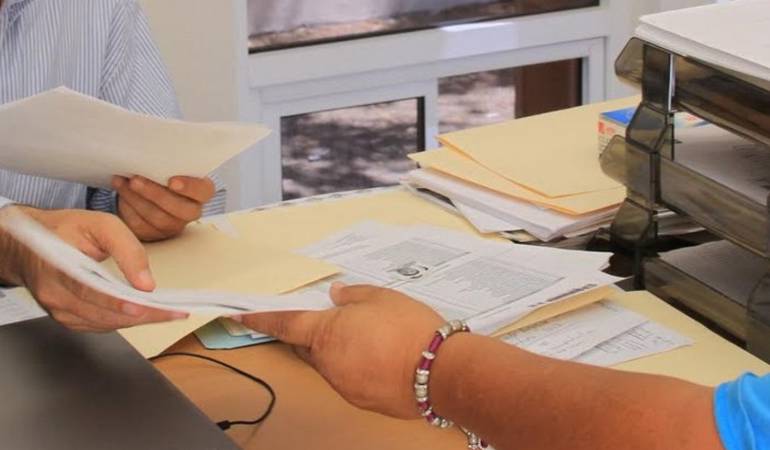 Entrega de recibos.