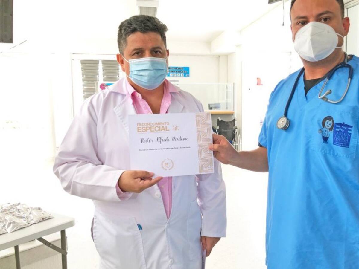 Personal ESE de Neiva recibe reconocimiento por labor en pandemia