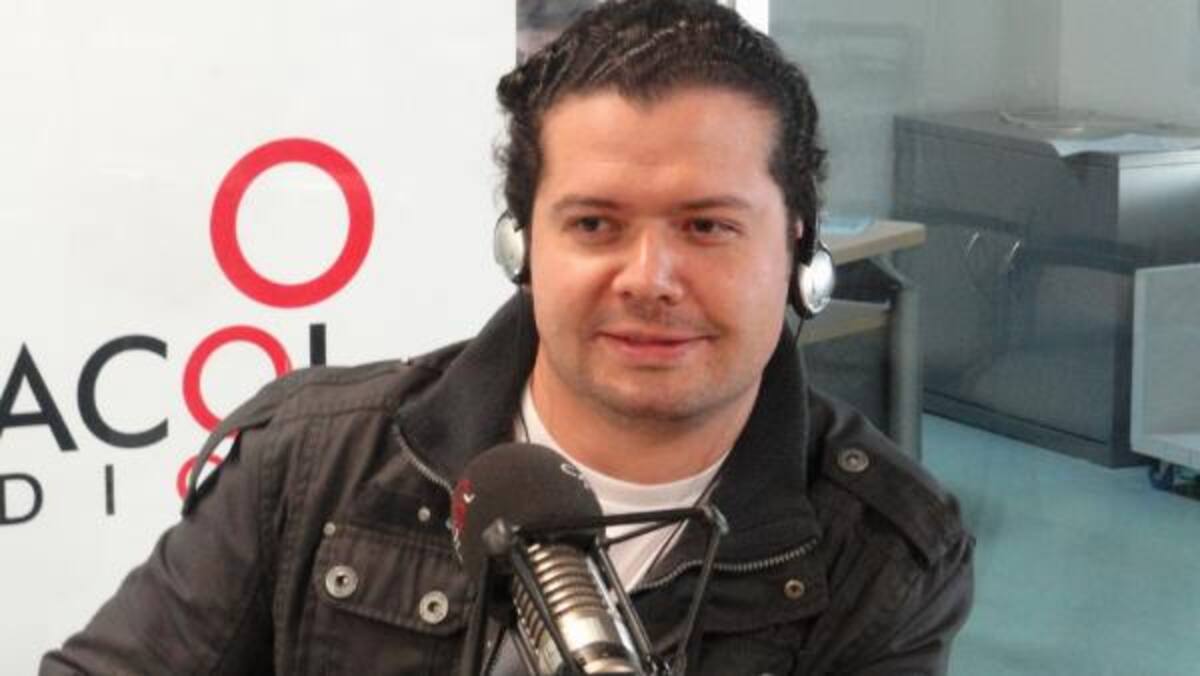 Camilo Mendoza, Barítono profesional.
