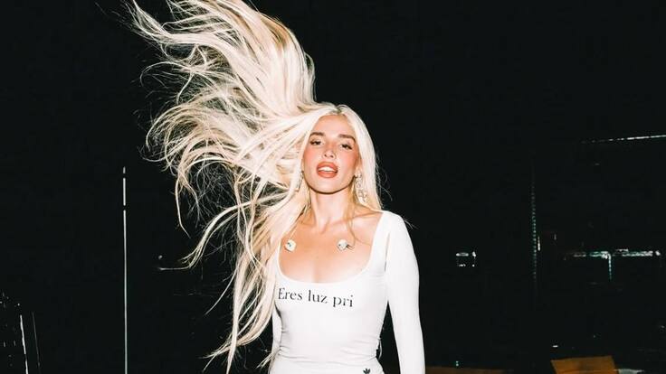 Elena Rose, la voz de grandes éxitos de la música latina