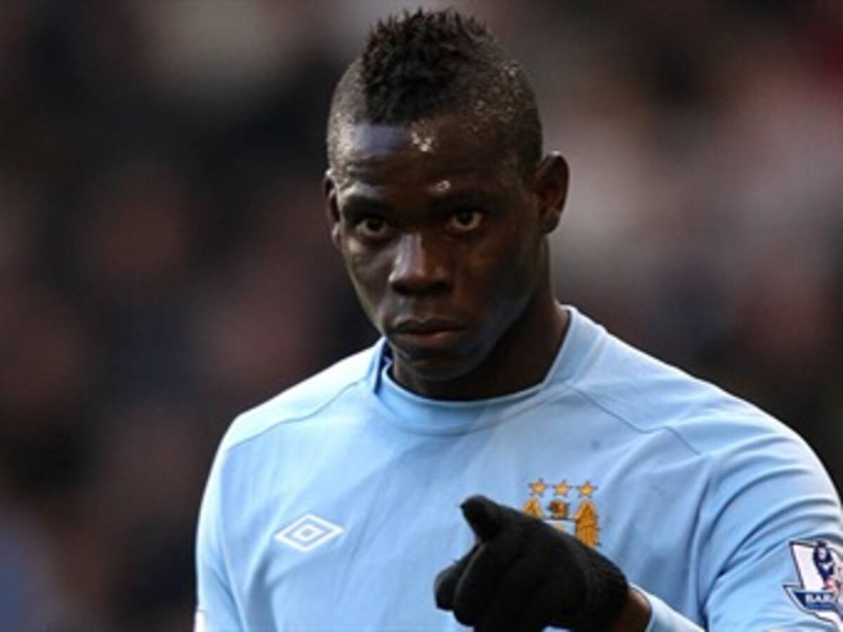Mario Balotelli pidió disculpas al Manchester City y al seleccionador italiano