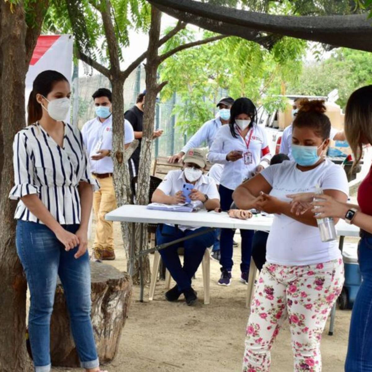 Agencia alemana entrega geles antibacteriales a comunidad de Santa Marta