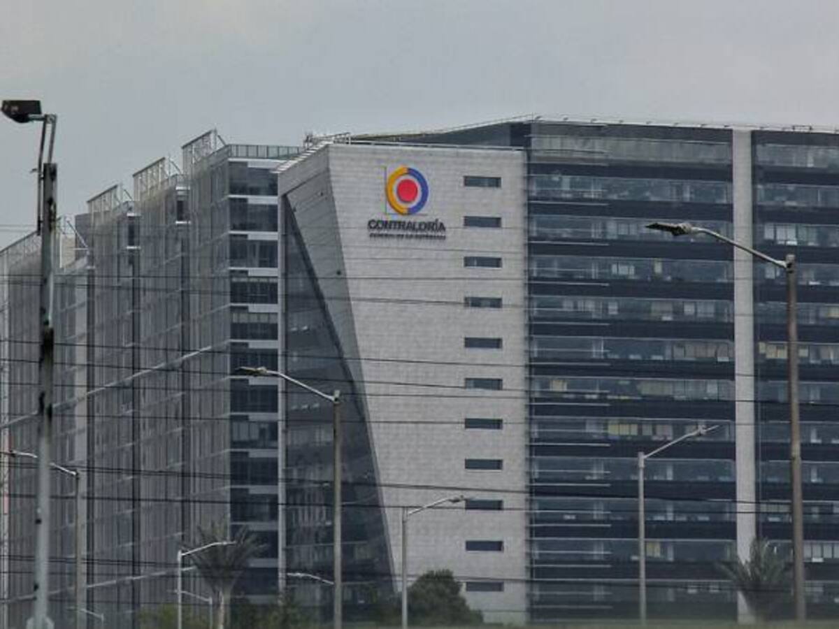 Contraloría insiste en liquidación de Fonade